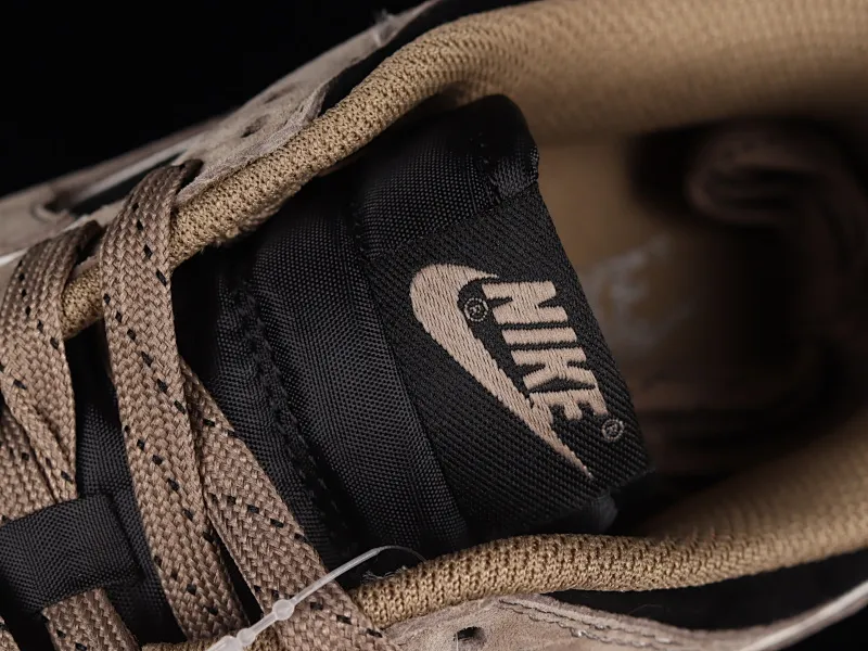 All Categories Nk SB Dunk Series Nk SB Dunk Low Low-top sneakers Otomo Katsuhiro x Nk SB Dunk Low "Steamboy OST" Creative customization collaboration Otomo Katsuhiro co-branded SB low-top sports and leisure sneakers FF0918-013